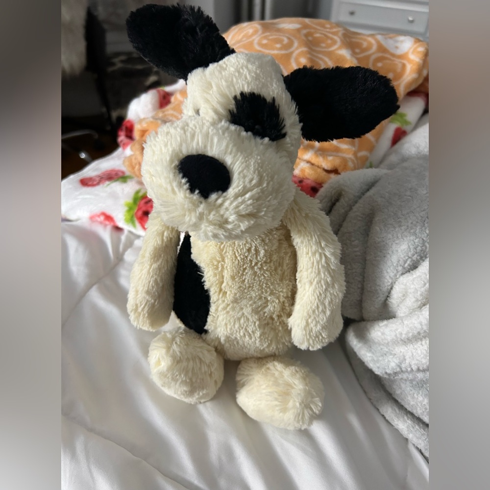 JellyCat Bashful black and cream dog